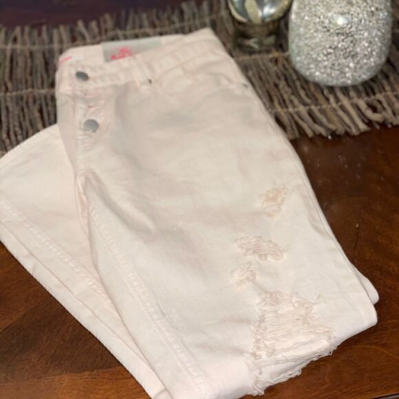 Charlotte Russe The Boyfriend Cropped Distressed Jean, SZ 6 - Picture 7 of 7